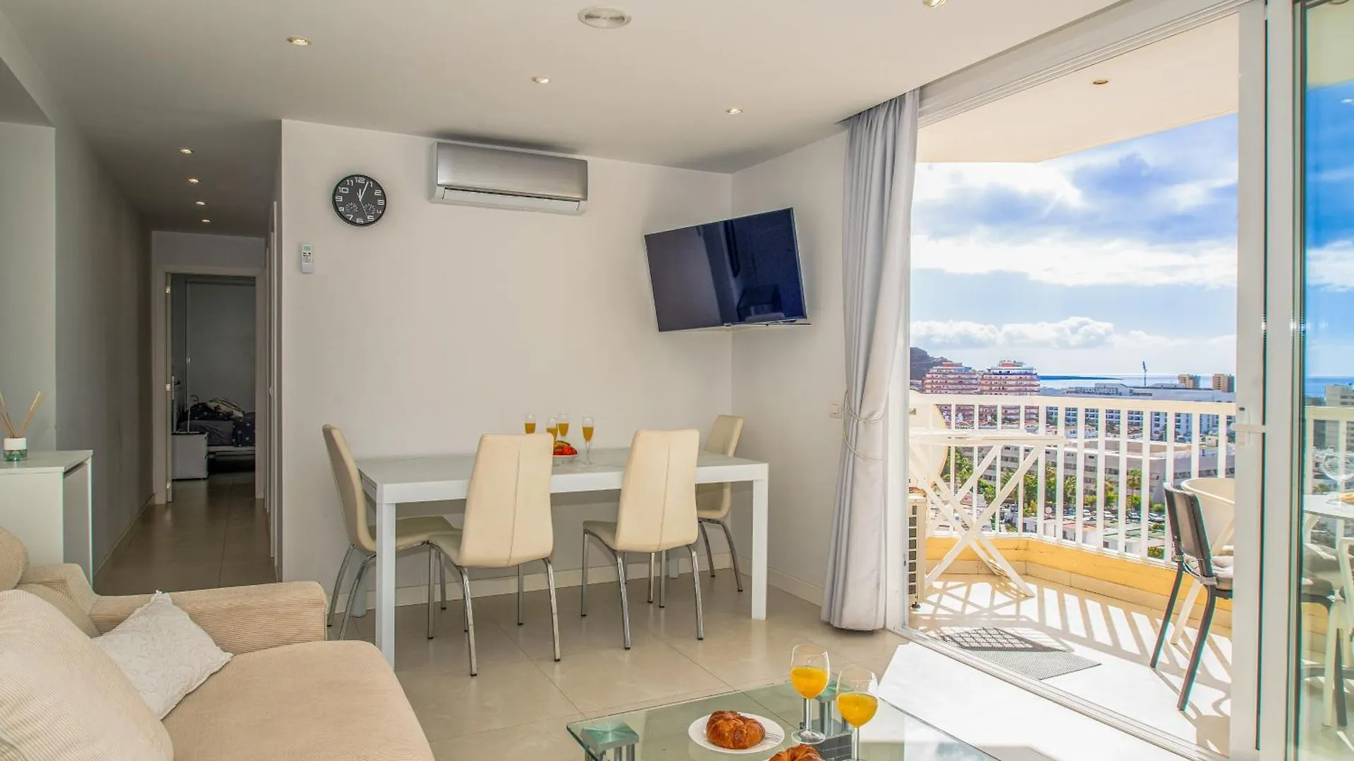 Prime 2Bd With Balcony, View & Pool Apartment Arona